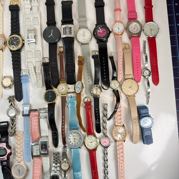 Huge Women’s Watch Bundle – 75 Pieces – Great for Resale or Collection - Picture 4 of 9
